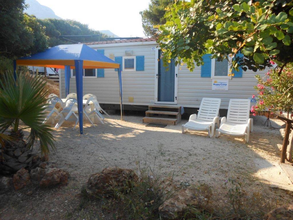 Happy Camp Mobile Homes In El-Bahira Camping Village San Vito Lo Capo Eksteriør billede