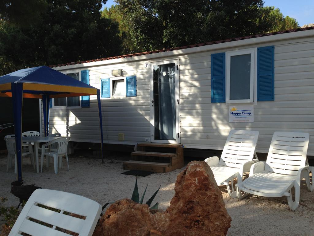 Happy Camp Mobile Homes In El-Bahira Camping Village San Vito Lo Capo Eksteriør billede