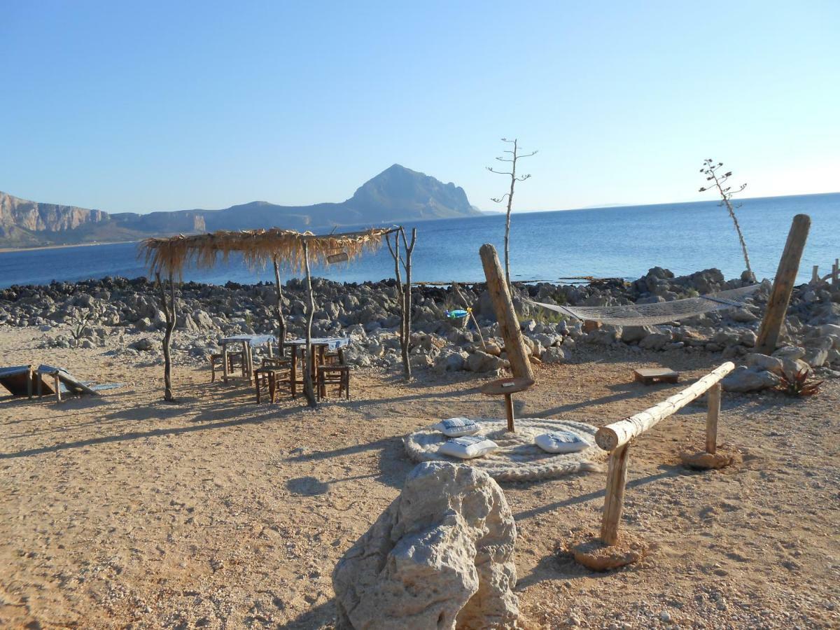 Happy Camp Mobile Homes In El-Bahira Camping Village San Vito Lo Capo Eksteriør billede